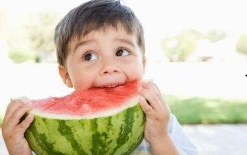 娱乐吃瓜酱内向父女,揭秘娱乐圈温馨亲子关系背后的故事